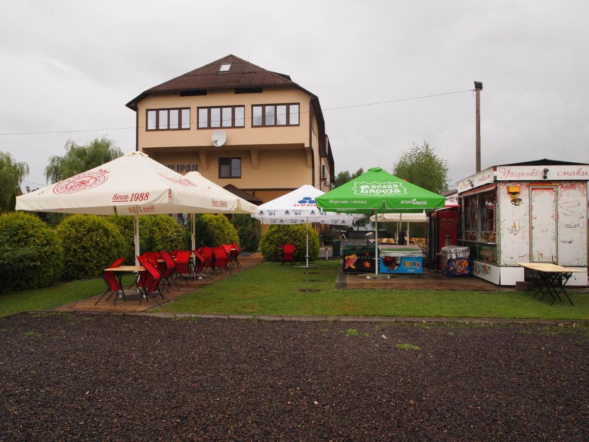 Tulipan Hotel Aquapark Vyshkove Exterior photo